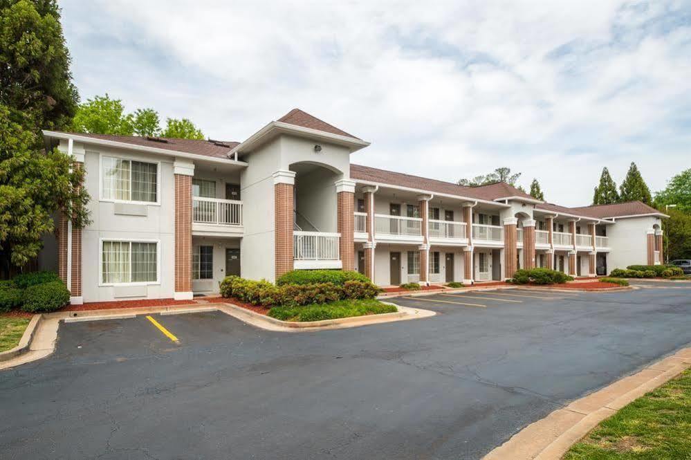 Atlanta Hotel Розуэлл Экстерьер фото